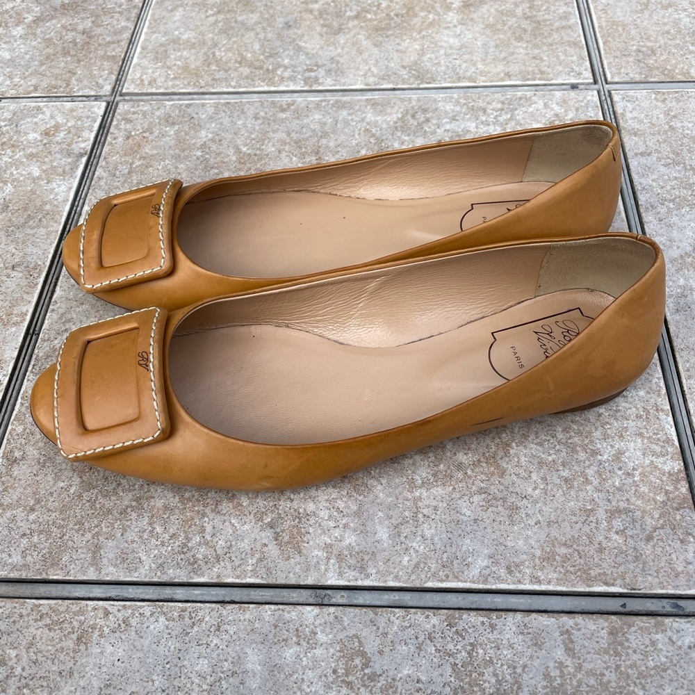 Roger Vivier Paris shoes - Picture 5 of 12